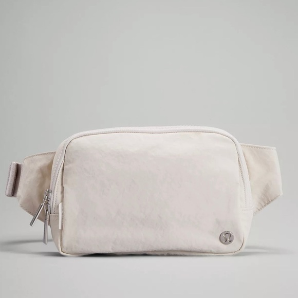 Everywhere Belt Bag by Lululemon - Picture 1 of 4